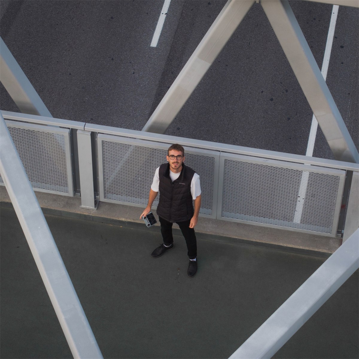 Felix Brault, fondateur et chef de la direction de TREO Solutions Drone, vu du ciel par drone